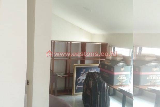 Dijual Rumah Tinggal 3 lantai di Bancarkembar (PW000916)