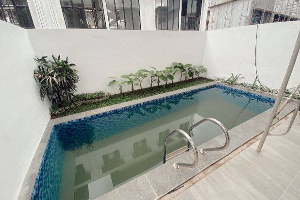 Dijual Rumah 3 Lantai Di Batam Center Plus Kolam Renang Pribadi