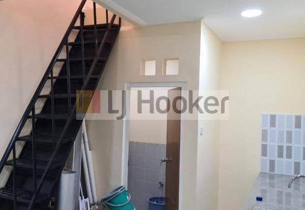 RUMAH MINIMALIS DI PELEPAH ELOK AREA KELAPA GADING