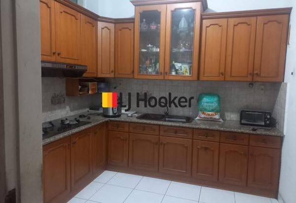 RUMAH DI GADING KIRANA TIMUR AREA KELAPA GADING