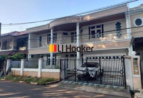 RUMAH DI GADING KIRANA AREA KELAPA GADING