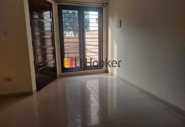 RUMAH DI MITRA GADING VILLA AREA KELAPA GADING