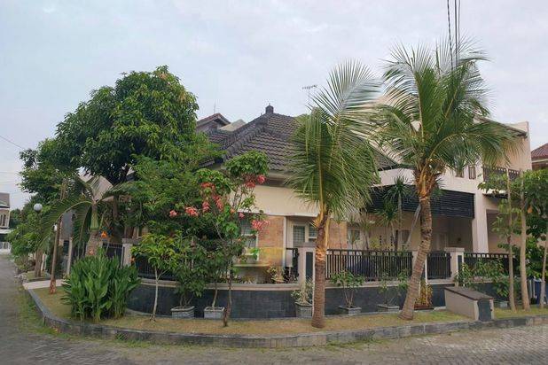 Rumah GKB Cluster Puri Jawa Asri, Gresik Siap Huni, Semi Furnish, One Gate System 