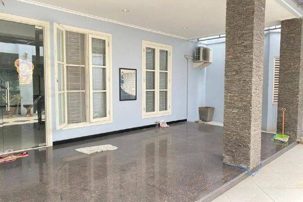 Rumah Raya Klampis Anom Strategis, Pln 16500W, Siap Huni