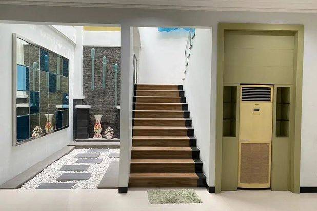 Rumah Raya Klampis Anom Strategis, Pln 16500W, Siap Huni