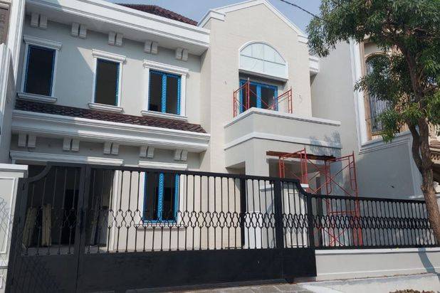 American Style Modern House Citraland Utama Row Lebar, Rumah Berpagar