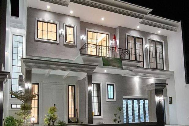 Rumah American Modern Di Citraland Like New, Full Furnish Garasi 2, Carport 2