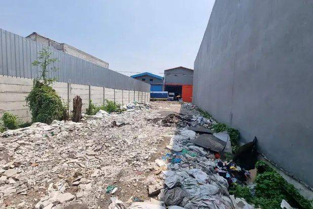 Tanah Kedinding Akses Truk Trailer, Strategis