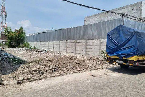 Tanah Kedinding Akses Truk Trailer, Strategis
