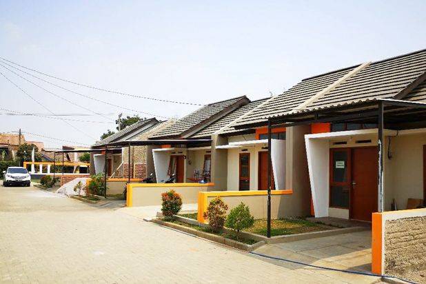 1nggi Rumah Gress Dalam Cluster Puri Kencana lokasi di Rancaekek Bandung Timur