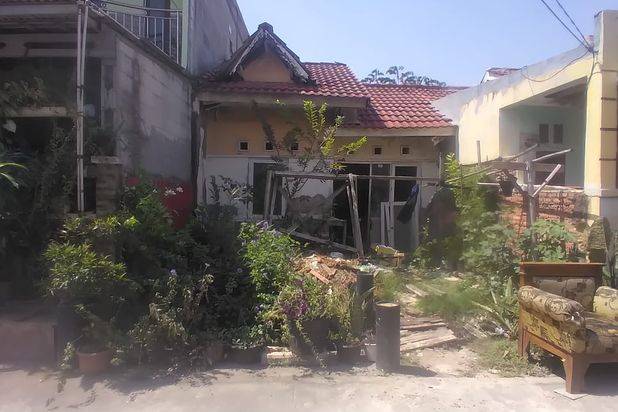 Dijual Tanah ada bangunannya di pondok ungu sektor (K0732)