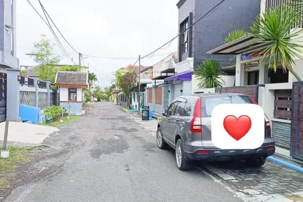 DIJUAL RUMAH MINIMALIS 2 LANTAI DEKAT KAMPUS LOWOKWARU KOTA MALANG 1,45 MILYAR