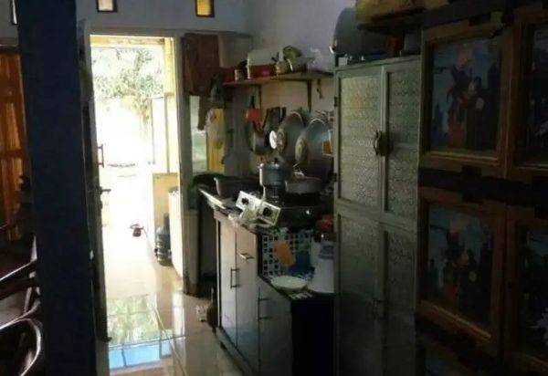 FOR SALE RUMAH DIJUAL CEPAT SIAP HUNI TERIMA RAPIH