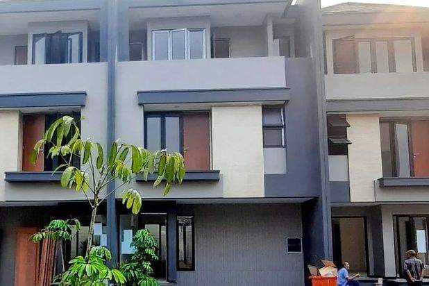 Rumah 3 Lantai di kebun jeruk siap huni unit terbatas free surat-surat