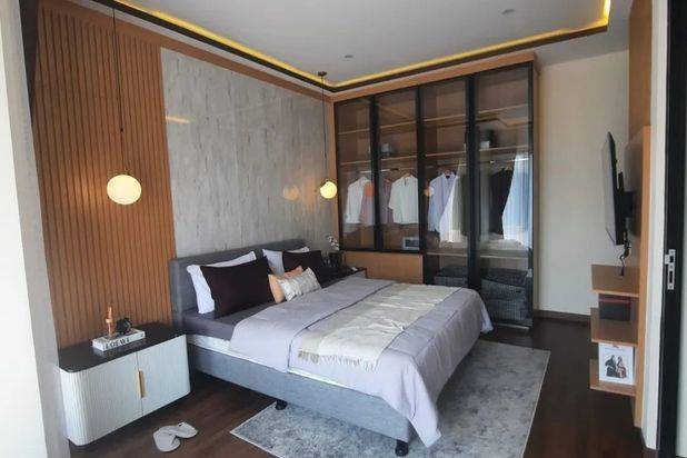 Rumah 3 Lantai di kebun jeruk siap huni unit terbatas free surat-surat