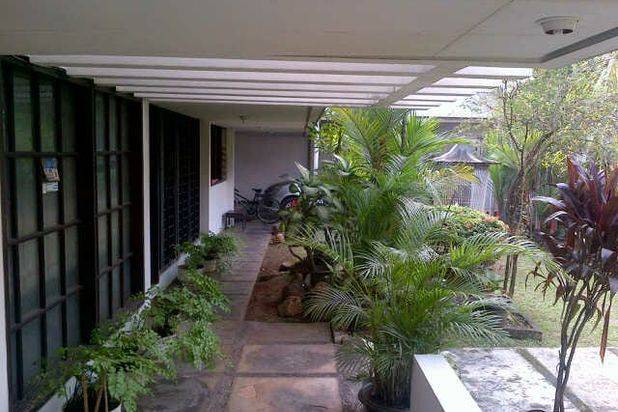 Dijual rumah luas dekat Pondok Indah Mall dan Gandaria City