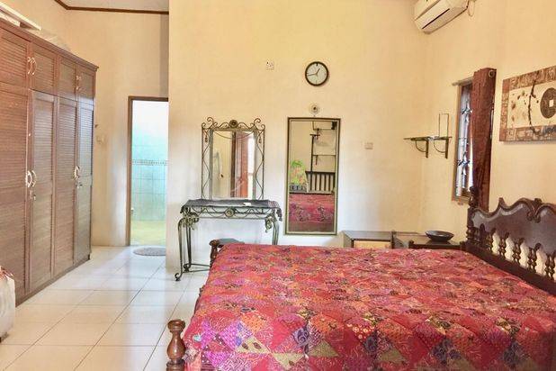 Dijual rumah siap huni dan strategis di Pesanggrahan Jaksel