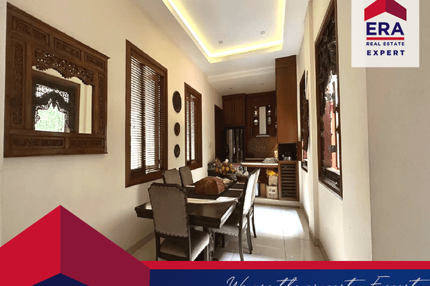 Jaka Sampurna Rumah Old Money Style For Sale Nyaman 3 Lantai Sudah SHM