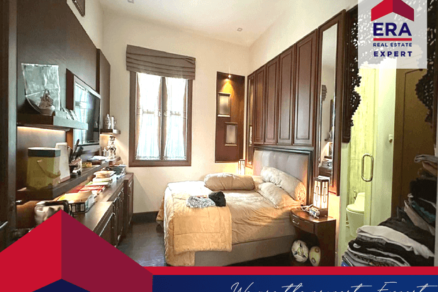 Jaka Sampurna Rumah Old Money Style For Sale Nyaman 3 Lantai Sudah SHM