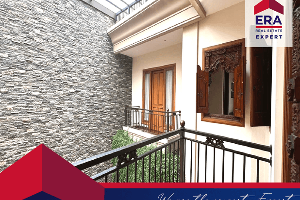 Jaka Sampurna Rumah Old Money Style For Sale Nyaman 3 Lantai Sudah SHM