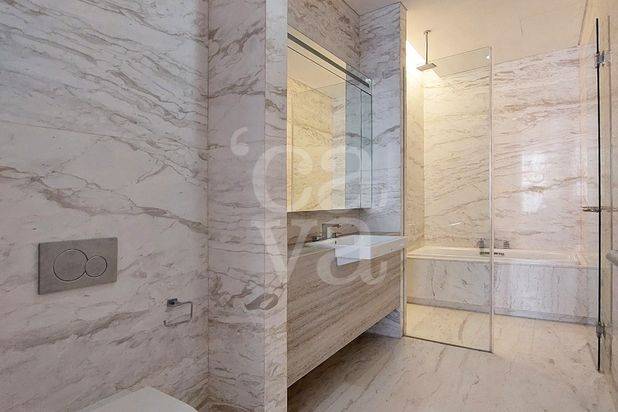 Izzara Apartment, 147 Sqm, 2 Br, Private Lift, Semi Furnished (FIL)