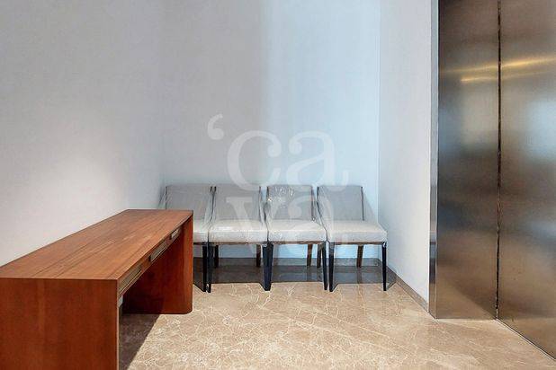 Izzara Apartment, 147 Sqm, 2 Br, Private Lift, Semi Furnished (FIL)
