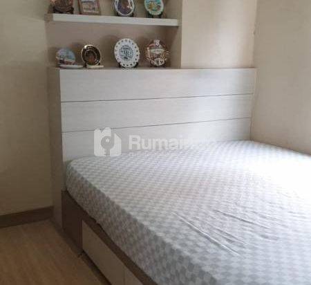 Di Sewakan Apartemen Green Pramuka City 2 BR Furnish