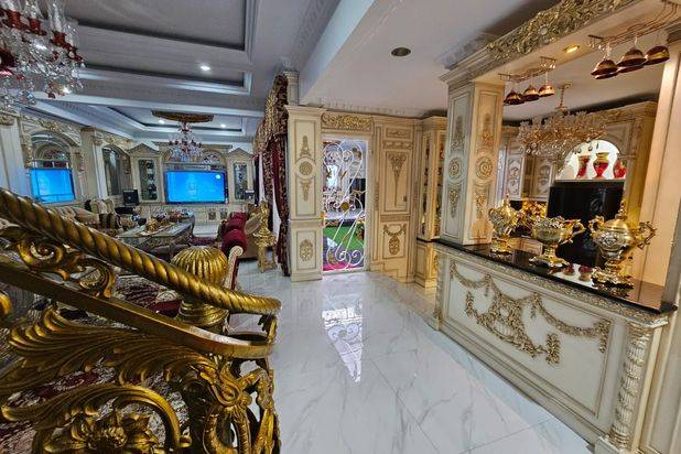 Dijual Rumah Mewah di Jantung Kota Bekasi