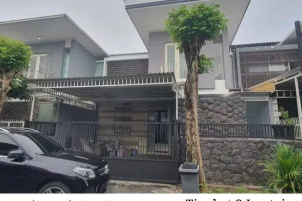 Rumah Graha Family Terawat dkt Bukit Darmo Golf Tol Satelit Pakuwon Mall PTC