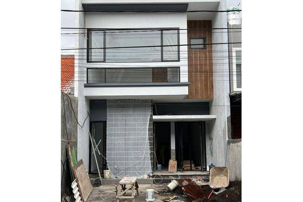 Rumah Baru Klampis Semolo Semolowaru dkt Wisma Mukti Nginden UNTAG