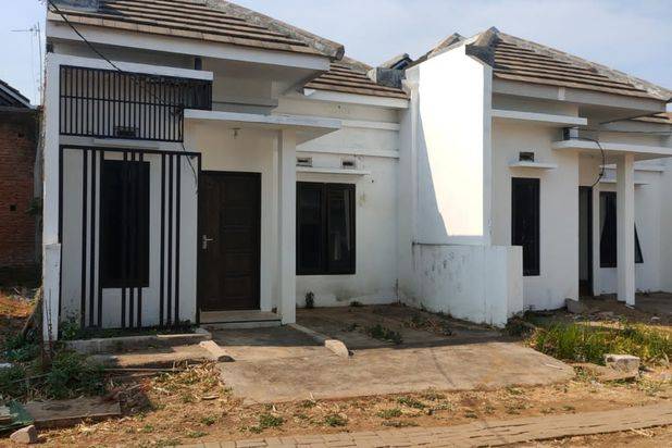 Rumah Strategis Siap Huni Strategis di Karangploso Malang
