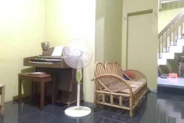 Rumah Tinggal Bagus 2 Lantai Siap Huni di Surabaya