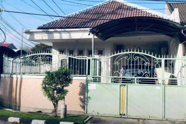 Rumah Mulyosari Prima Hook