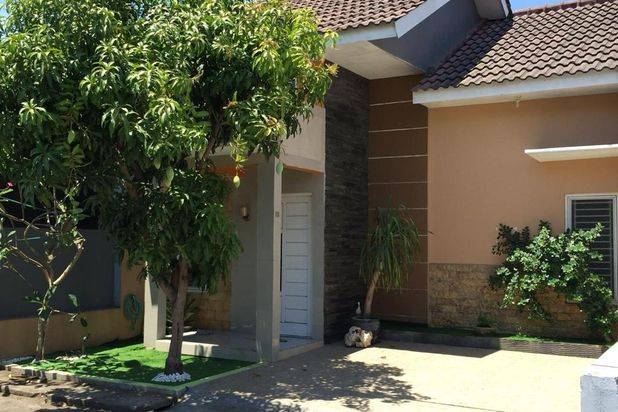 JUAL RUMAH jln sutorejo mulyosari