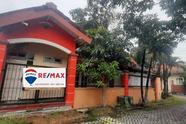 Rumah hook dijual di daerah Wiguna Surabaya Timur