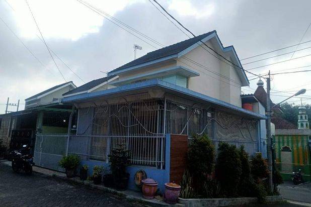RUMAH SECOND PERUMAHAN CLUSTER CITY SUKUN