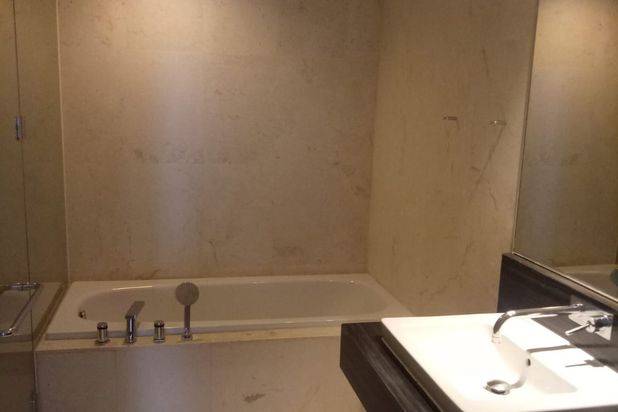 BEST DEAL PRICE!!! Jual Apartemen Verde One Residence – 3BR, 168sqm Nego Sampai Deal