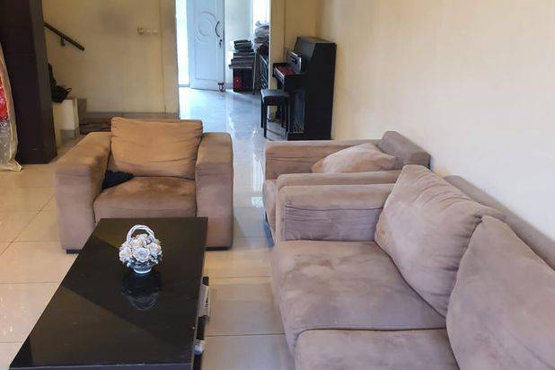 BEST DEAL !!! JUAL Rumah Katamaran Indah PIK1 Asri Aman Nyaman KT 3+1BR LT 216m2 LB 440m2