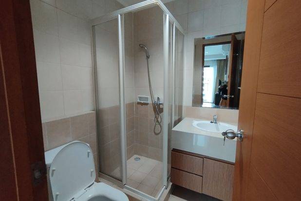 Dijual Apartemen Hamptons Park 2 Bedroom High Floor Furnished