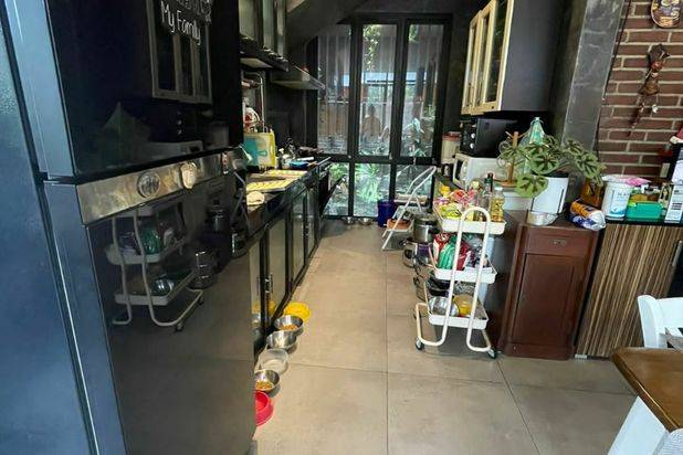 Rumah Bagus Asri Dengan Desain Rumah Natural Type Downslope Yang Lokasinya Do Daerah Ciumbuleuit