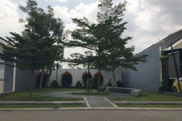 Rumah Bagus di Green Ara Bekasi K1172