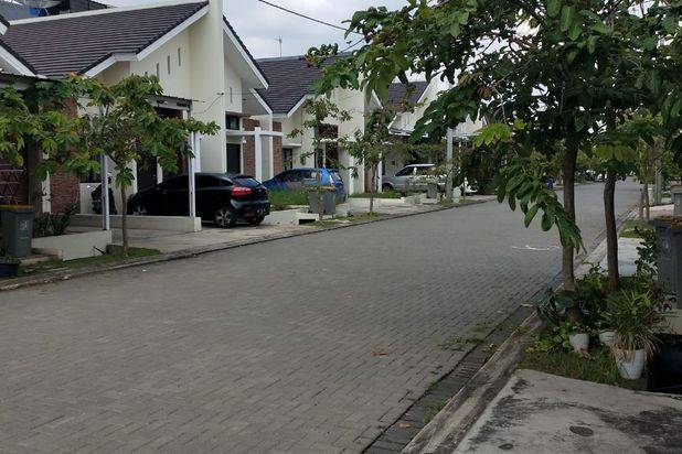 Rumah Bagus di Green Ara Bekasi K1172