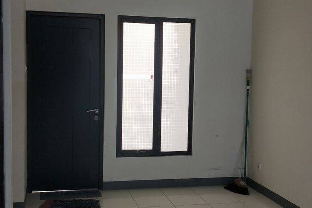 Rumah Bagus di Green Ara Bekasi K1172