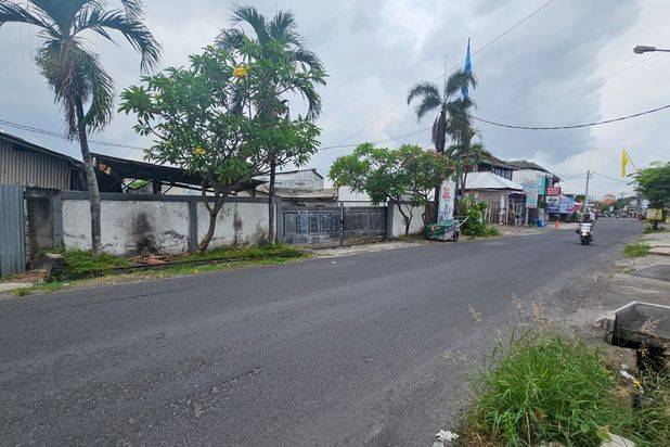 Dijual tanah komersil cocok untuk usaha/ruko/showroom/caffe