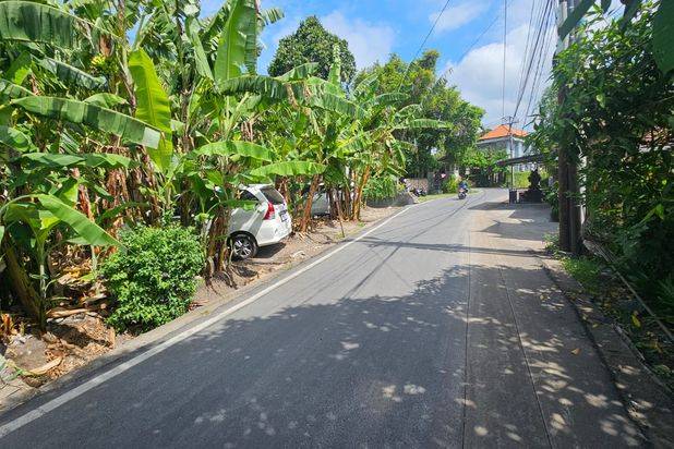 Dijual tanah komersil cocok untuk restoran/villa komersil/homestay dan usaha lain nya