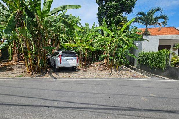 Dijual tanah komersil cocok untuk restoran/villa komersil/homestay dan usaha lain nya