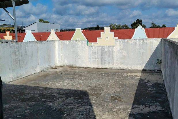 Jual Ruko 2,5 Lantai dekat Sekolah Bodhi Dharma Batam Center