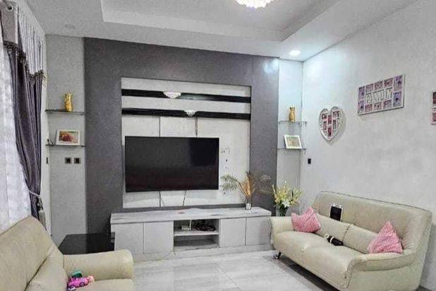 Jual Rumah Mewah di Tiban Indah Permai
