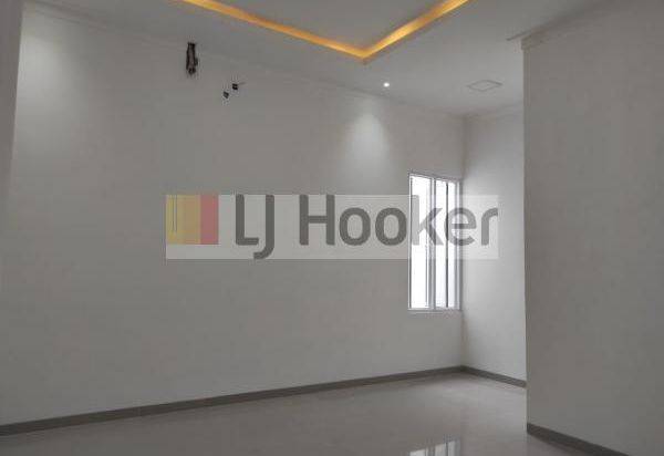 RUMAH DI JANUR ASRI KELAPA GADING, BRAND NEW MINIMALIS