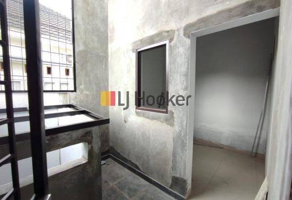 RUMAH BRAND NEW MINIMALIS DI IMPERIAL GADING AREA KELAPA GADING
